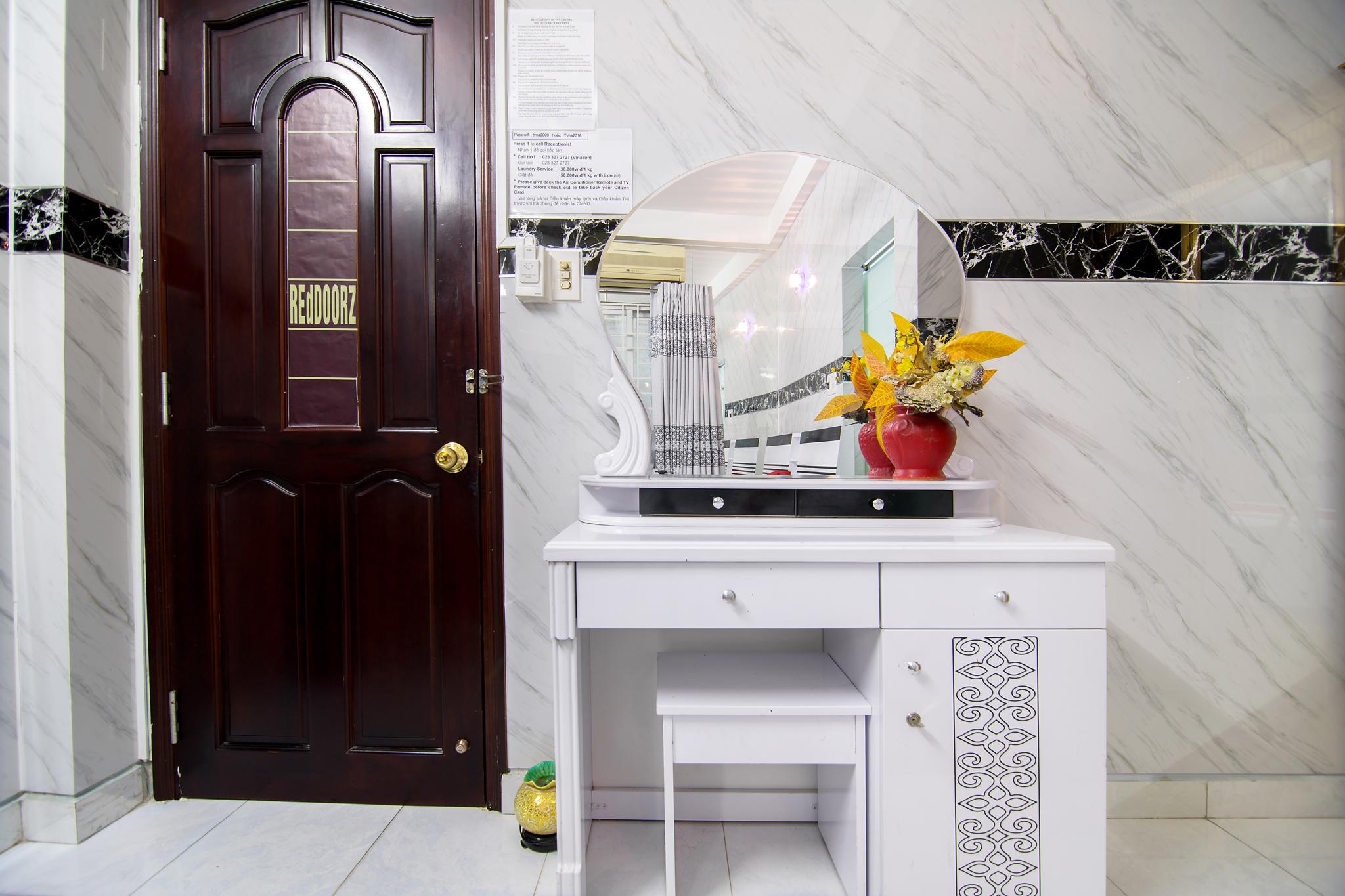 Reddoorz Plus Near Ben Thanh Market Ho Chi Minh-staden Exteriör bild